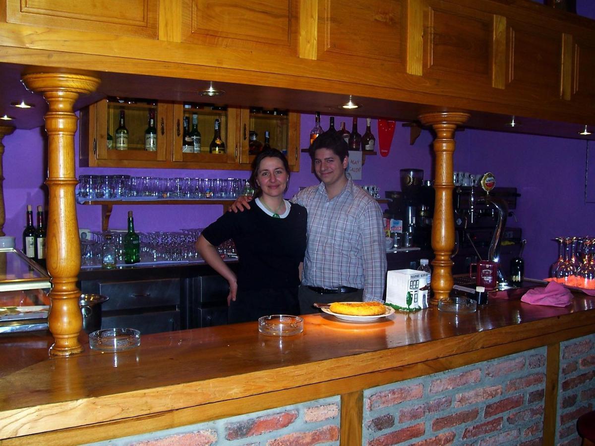 Hotel Posada Del Pas Ontaneda Bagian luar foto
