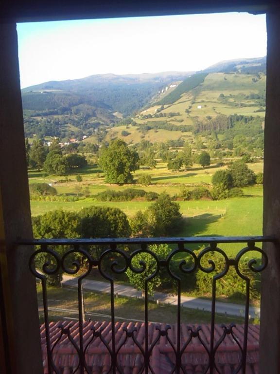 Hotel Posada Del Pas Ontaneda Bagian luar foto