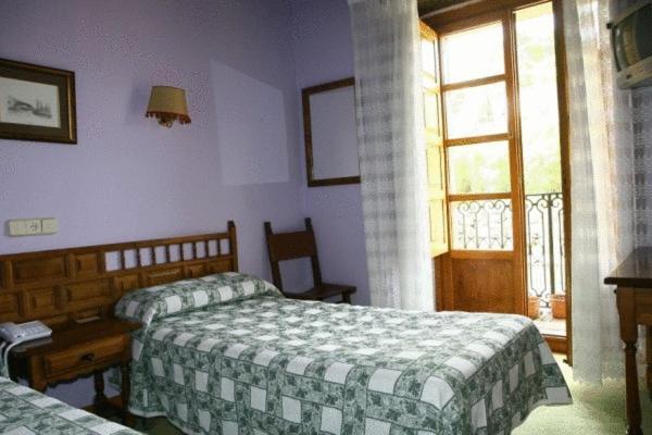 Hotel Posada Del Pas Ontaneda Bagian luar foto